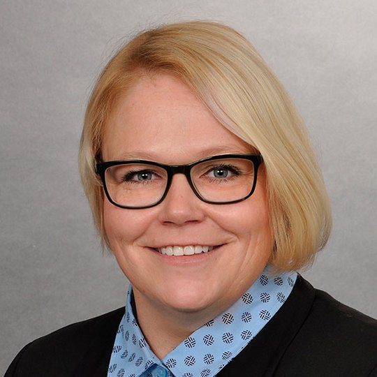 Anna Möller Barboza, Verwaltungsleiterin